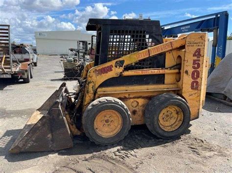 Cougar 4500 Skid Steer Loader 